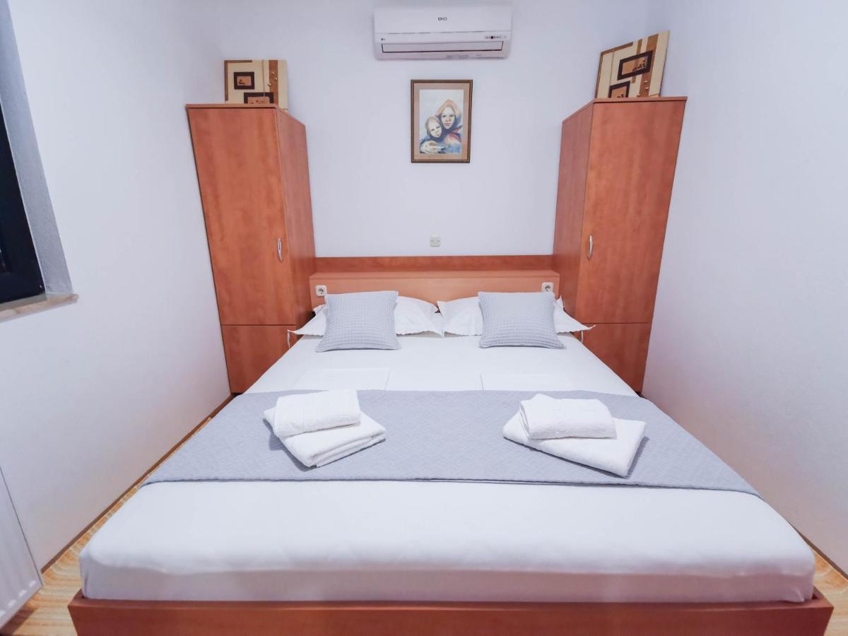 Apartments Vukovic Vanja Makarska Kültér fotó